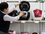 Program Bagi-Bagi Rice Cooker Gratis Bakal Dilanjut pada Tahun Mendatang