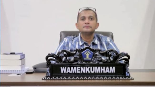 Wamenkumham Eddy Hiariej Dilarang Keluar Negeri