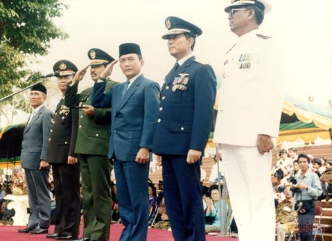 Kepemimpinan dari Letnan Jenderal TNI (Purn) Yogie Suardi Memet