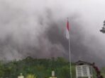 Gunung Merapi Melepaskan Awan Panas, Kota Magelang Siaga Banjir Lahar