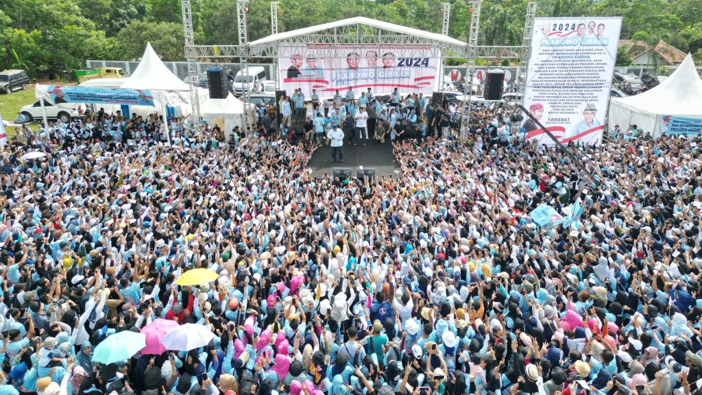Prabowo Ingatkan Warga Subang: Waspada, Periksa Surat Suara Jangan Sampai Ada yang Dirusak