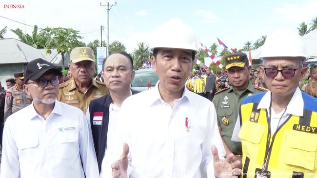 Jokowi Berbicara Terus Terang kepada Petani tentang Penyebab Kelangkaan Pupuk Subsidi