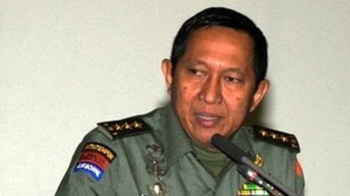 Berjuang Sama Saya Letnan Jenderal TNI (Purn) Johannes Suryo Prabowo