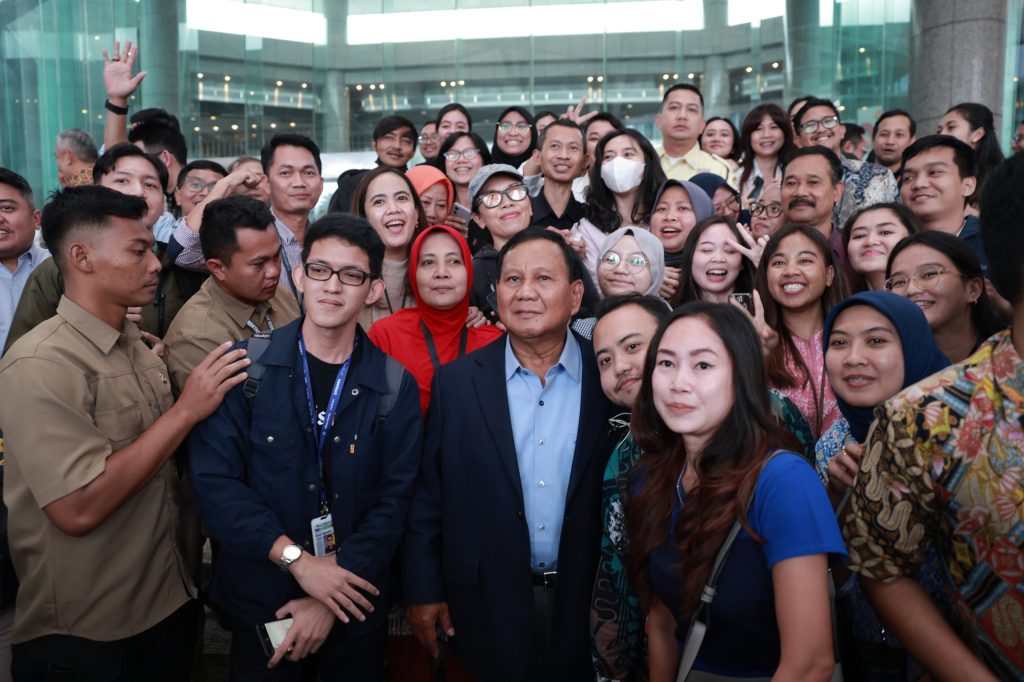 Enerjik dan Sehat, Prabowo Subianto Menjawab Hoaks tentang Kondisi Kesehatannya