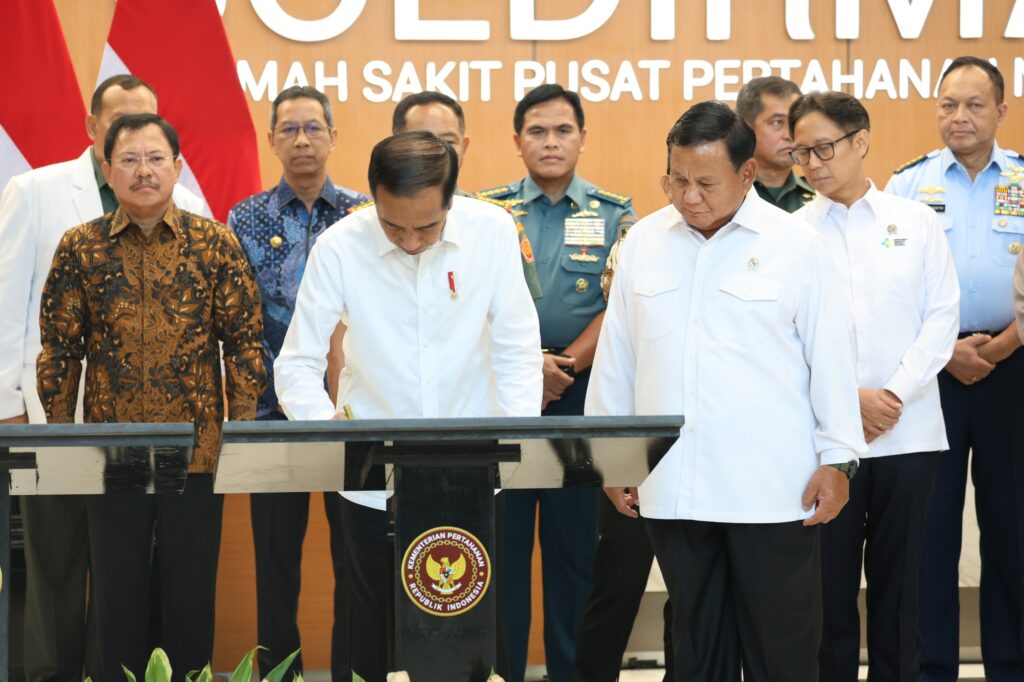Prabowo Subianto Dampingi Jokowi Resmikan RS TNI Terbesar RI, Fasilitas 1.000 Bed dan 11 Ruang Operasi
