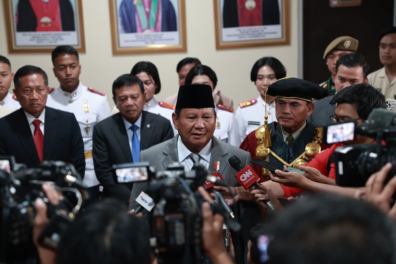 Menhan Prabowo Subianto di Wisuda Unhan: Pekerja Keras dan Cerdas akan Bertahan di Tengah Tantangan Zaman