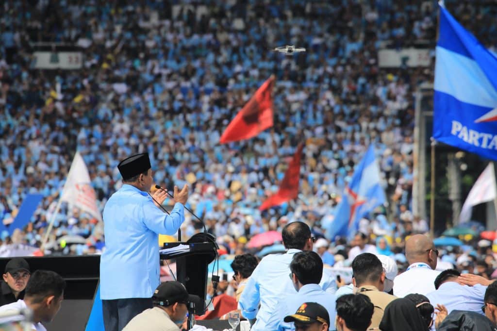 Prabowo Subianto Mulai Kampanye Akbar Lebih Awal Lihat 600 Ribu Warga Berkumpul di GBK