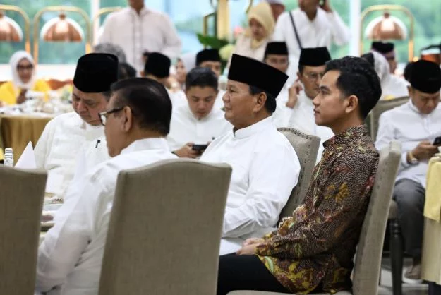 Prabowo Subianto Hadiri Bukber Partai Golkar Bareng Gibran, Tegaskan Hormati Proses dan Tunggu Putusan MK