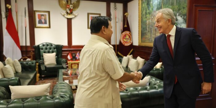 Tony Blair Visits Prabowo Subianto at the Ministry of Defense, Congratulates Him on Presidential Election