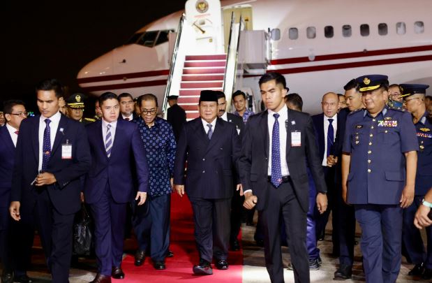 Tiba di Malaysia, Prabowo Subianto akan Temui PM Anwar Ibrahim