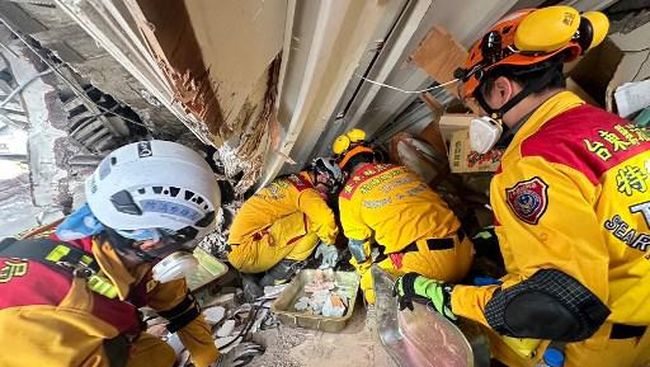 Ratusan Orang Terperangkap di Reruntuhan oleh Gempa Taiwan, Potret Terbaru