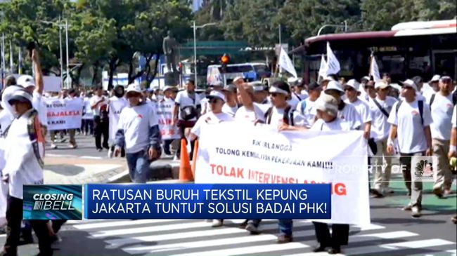 Buruh Tekstil Jakarta Kepung oleh Ratusan Orang, Menuntut Penyelesaian PHK yang Mengancam!