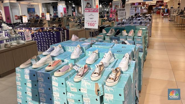 Hari Ini! Diskon Sepatu Hingga 70% di Transmart