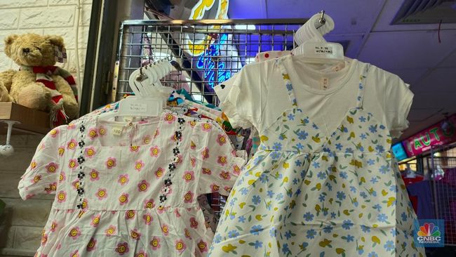 Baju Bayi-Anak Impor Tanpa Standar Nasional Indonesia (SNI) Dijual Bebas di Tanah Abang, Sebuah Kekhawatiran