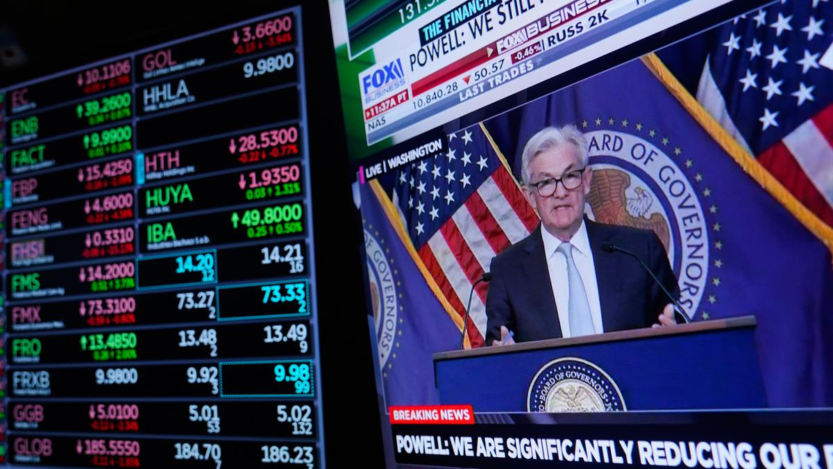 034690500_1667792516-Wall-Street-2.jpg