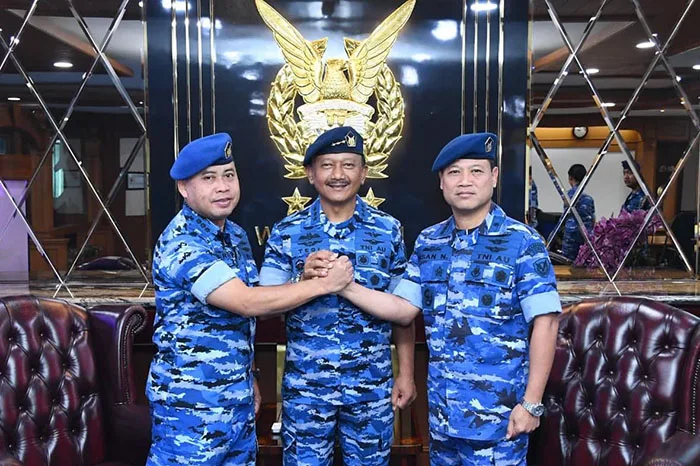 Tedi-Rizalihadi-Insan-Nanjaya-dan-Arif-Budhiyanto.webp.webp
