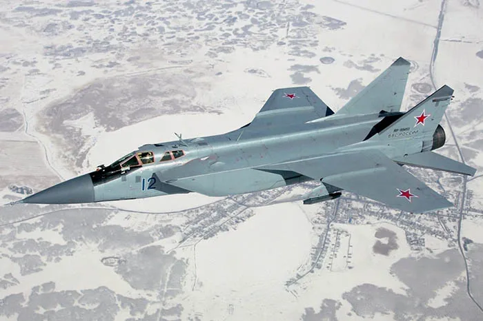 pesawat-tempur-MiG-31.webp.webp